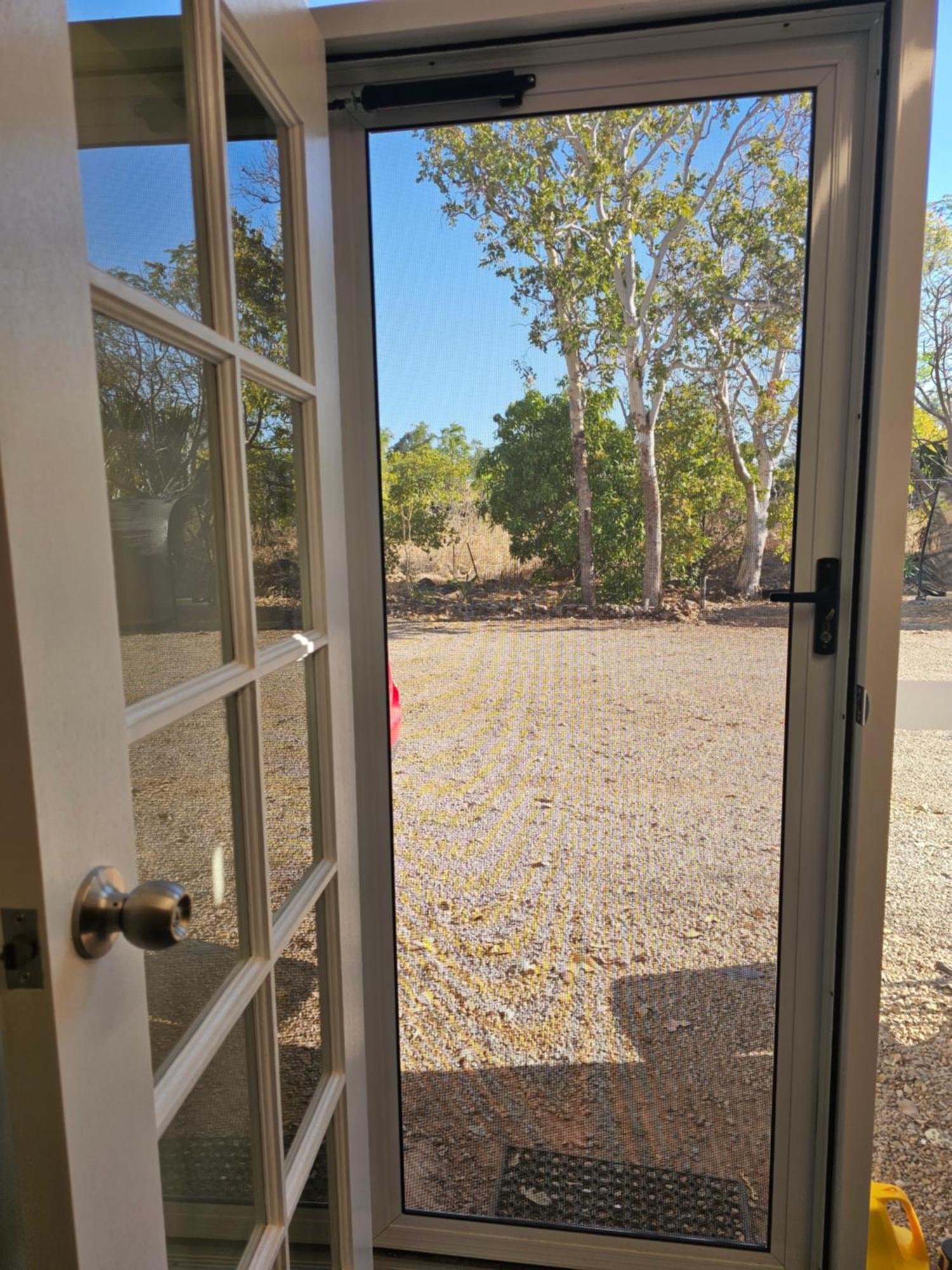 Almost Off Grid Tranquillity Katherine Exterior foto